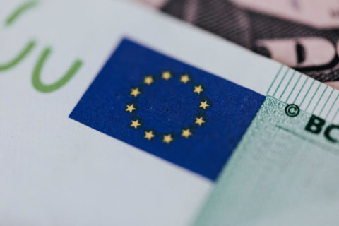 La Comisión Europea impulsa una directiva contra la desigualdad salarial